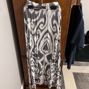 White and gray skirt